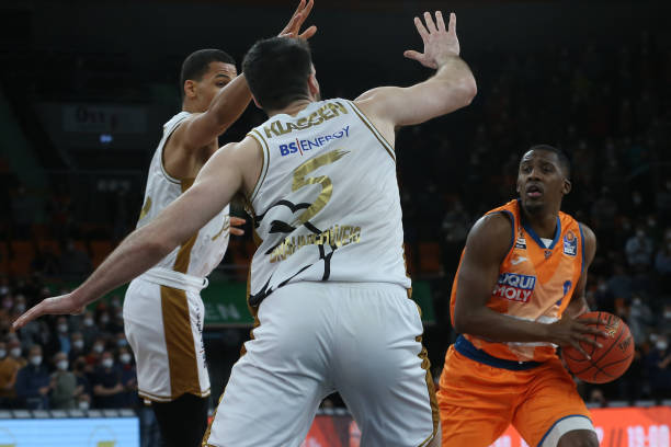 霆的外线传 霆的外线传