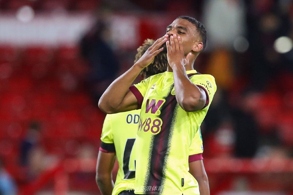 知名转会专 知名转会专